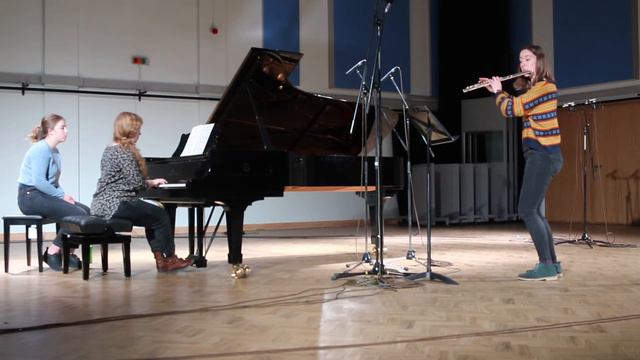 Prokofiev Sonata for Flute and Piano in D III. Andante смотреть онлайн
