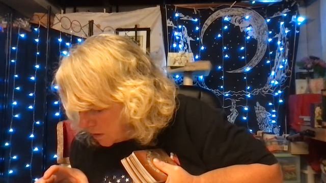 NIGHT WITH SPIRIT ** LIVE MEDIUMSHIP READINGS ** NO FREE READINGS смотреть онлайн