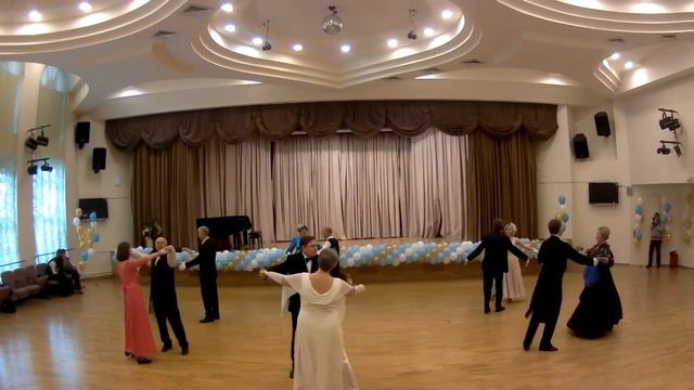 Вальс Гавот. Танцевальная студия #AIRESDANCE проект #московскоедолголетие #историческиетанцы смотреть онлайн