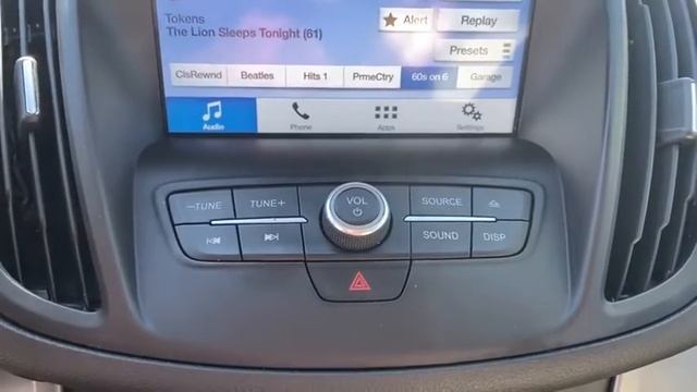 2018 Ford Escape Republic, Springfield, Ozark, Nixa, Bolivar, MO JUA70669 смотреть онлайн