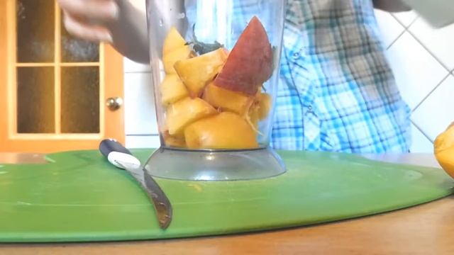Кефирные коктейли/ПП рецепты/КУХОННАЯ КЛЕТКА смотреть онлайн