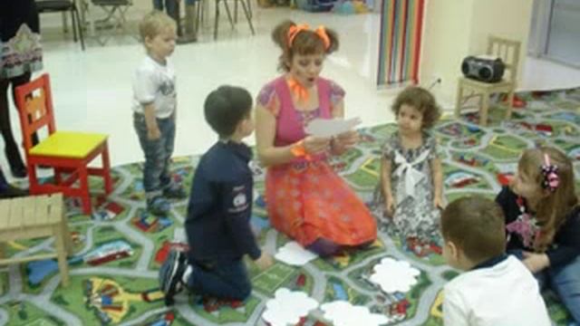 День рождения с Нюшей на детской площадке "КАЛЕЙДОСКОП" смотреть онлайн