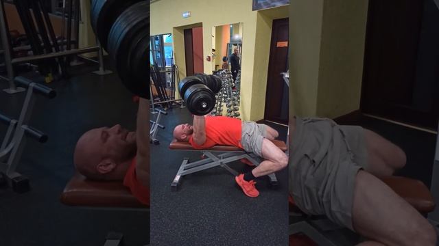 ЖИМ Гантелей 60кг|Тренировка|Мышцы взорвались! смотреть онлайн