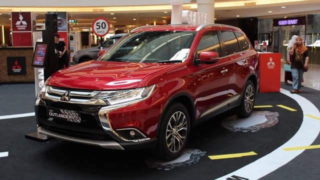 Mitsubishi Outlander 2.0 4WD 2017 CKD - Roda Pusing Ringkas смотреть онлайн