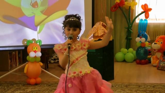 Люсия 6 лет - песня "ЦВЕТИК-СЕМИЦВЕТИК" смотреть онлайн