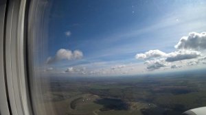 Посадка в аэропорту Домодедово (DME) в Москве - 07.05.2021 - Москва, Россия