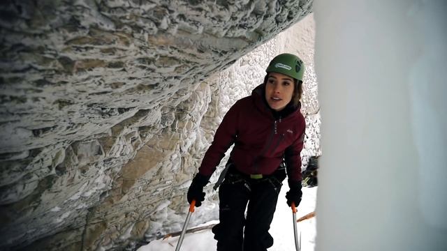 ICE CLIMBING FROZEN WATERFALL - JASPER ALBERTA смотреть онлайн