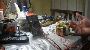 Ремонт  автомобильного зарядного устройства. Сюрприз в тороидальном  трансформаторе от китайцев.