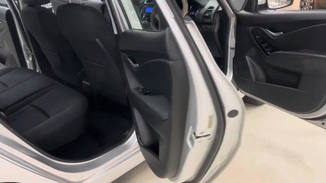 Hyundai IX 20 Automatic смотреть онлайн