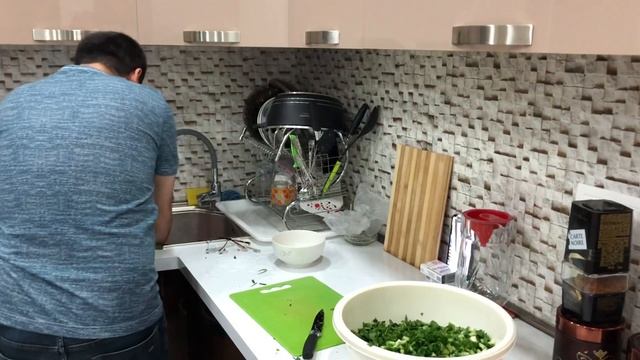 Грузинская кухня: рецепт Чакапули от Хвичи Самадашвили смотреть онлайн