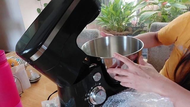 Unboxing Boniso Stand Mixer / Kitchen food mixer with 75qt 6+P Speed смотреть онлайн
