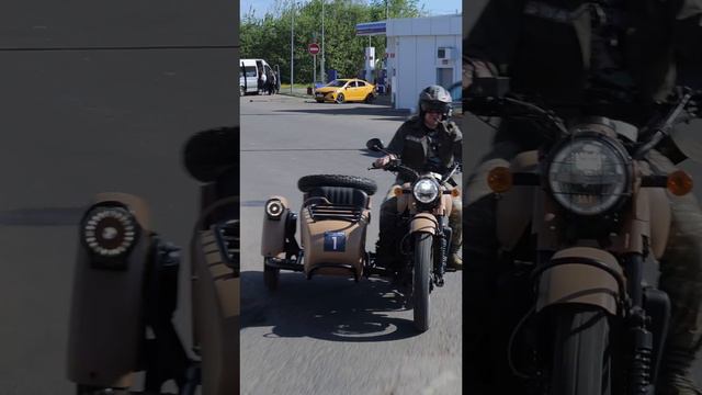 CJ Dynasty 700 - наследник "Урала" смотреть онлайн