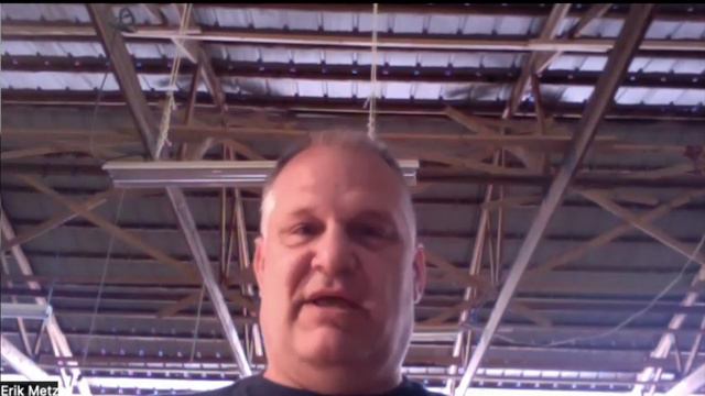 What is a Brush Box? **UNBOXING and interview with Erik Metz** смотреть онлайн