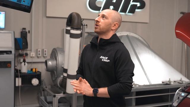VW T6.1 Multivan Chip Tuning – Can a family car be actually fast? | RaceChip Insights смотреть онлайн