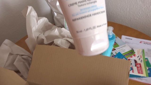 Посылки из аптеки и с eBay смотреть онлайн