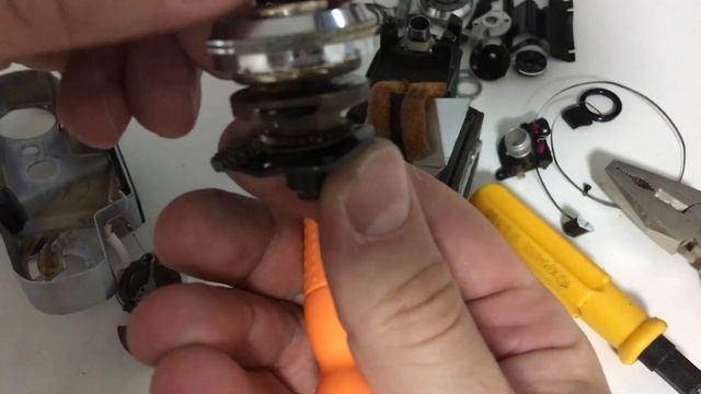 Зенит - Е (донор). Разбор пленочного фотоаппарата. смотреть онлайн