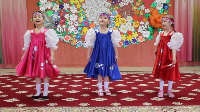 Вокальный кружок "Золотые дети" р.н.п. "Гармонь моя" смотреть онлайн