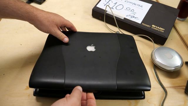Macintosh PowerBook G3 and Sharp Pocket Computer - E-Waste Wednesday смотреть онлайн