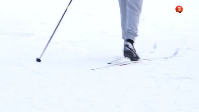 09.03.2017 Паралимпийская сборная по лыжным гонкам тренируется с сахалинскими инвалидами смотреть онлайн