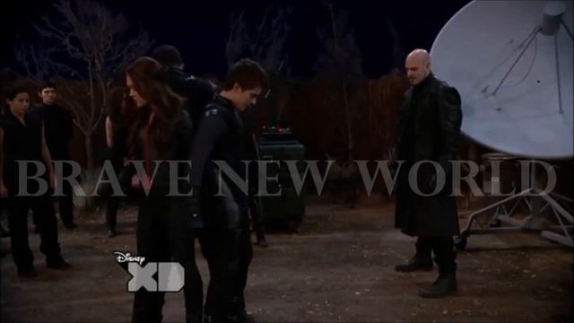 Lab Rats/Elite Force - This Is War смотреть онлайн