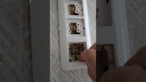 Снятие (демонтаж) блока розетка+выключатели.