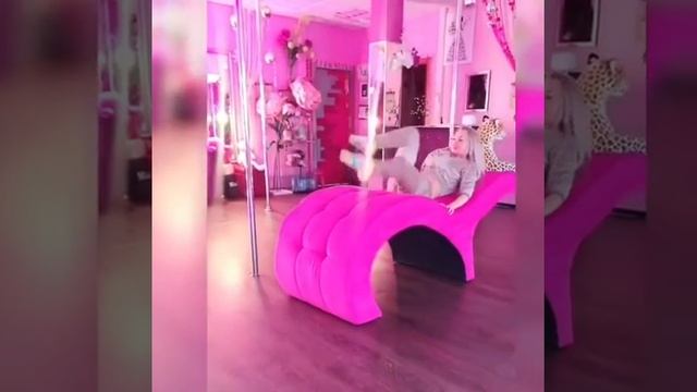 Кушетка для наращивания ресниц и перманентного макияжа смотреть онлайн