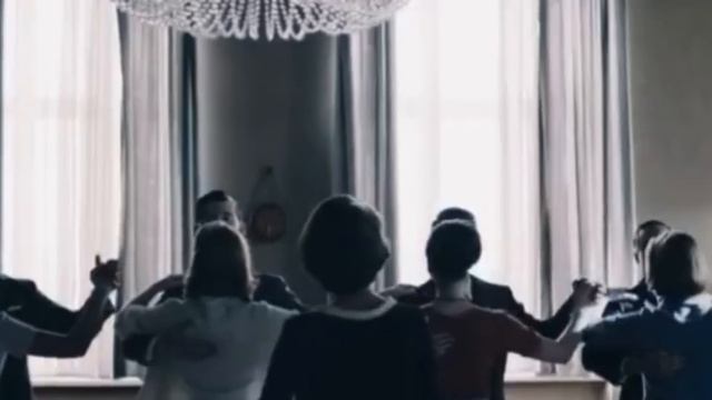 Ku'Damm 59 | La Terre vue du ciel - Armand Amar смотреть онлайн