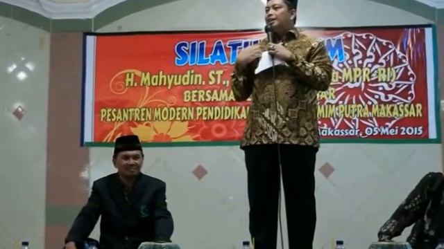 WAKIL KETUA MPR RI MAHYUDIN KUNJUNGI PESANTREN DI MAKASSAR смотреть онлайн