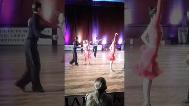 2014-11-15 Осенний Бал – 2014 Минск, Мол.+Взр., E+D La Jive 1/2 смотреть онлайн