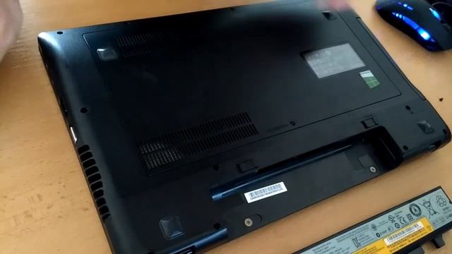 Lenovo IdeaPad Z580 (1. část) - přístup HDD смотреть онлайн