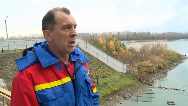 Водозабор на Бийской ТЭЦ. Почему там живёт бобёр? смотреть онлайн