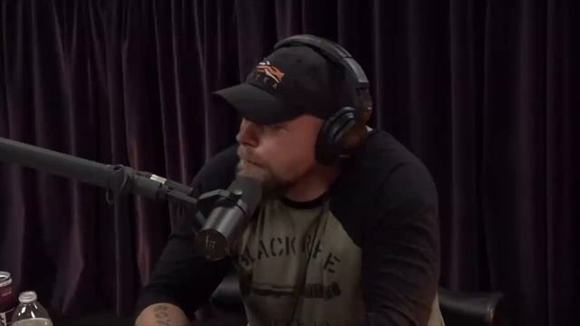 Joe Rogan Talks About ZYN Snus from Swedish Match смотреть онлайн