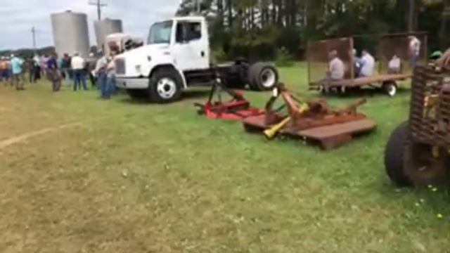 Rebel Auction Florence SC Farm Equipment Gerraldfarms смотреть онлайн