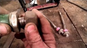 Пусковое устройство из сварочного аппарата. Не заводи сваркой без переделки.