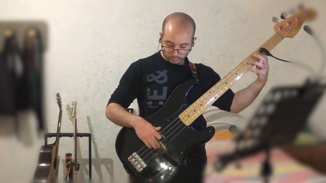 Viola valentino - Comprami COVER BASS смотреть онлайн