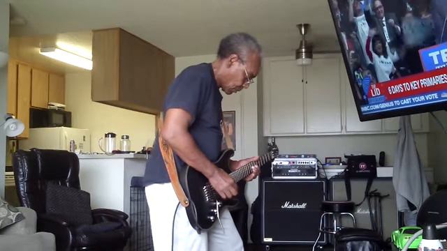 Schecter Hellraiser Passive Black W/FR смотреть онлайн