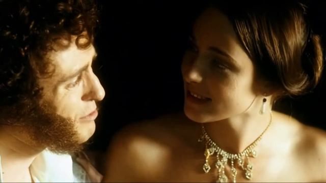 Семья должна быть одна под одной крышей (Пушкин Последняя дуэль 2006) смотреть онлайн