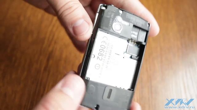 Как вставить SIM-карту в Sony Ericsson Xperia mini pro (XDRV.RU) смотреть онлайн