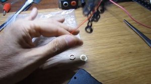 Механизм настенных кварцевых часов из Китая./The mechanism of wall quartz watches from China.