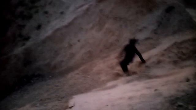 //ПРЫЖКИ ПО ГОРАМ ДРУГ СЛОМАЛ ШЕЮ// смотреть онлайн