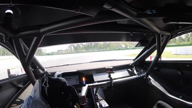 Driver's Eye View: Onboard the 2016 Mercedes C63 DTM Race Car смотреть онлайн
