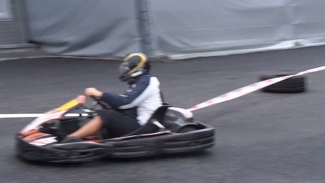 Renetra motokáry 3 смотреть онлайн