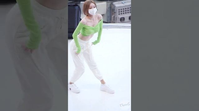 [4K] Special stage 서현숙 치어리더 직캠 Seo Hyunsuk Cheerleader fancam 두산베어스 220601 смотреть онлайн