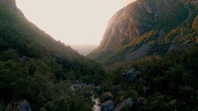 Норвегия. Путешествие по Норвегии за 3 минуты, под красивую музыку. смотреть онлайн