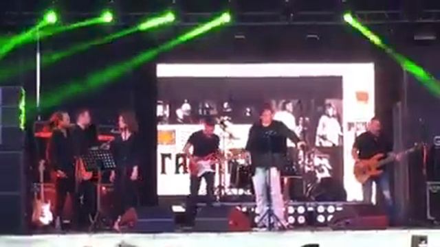 " Александр Домогаров " Песня о друге" Таганский парк 26.07.2019 г. смотреть онлайн