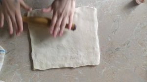 СЛОЙКИ С ДЖЕМОМ/ КАК СКРУТИТЬ ФОРМУ "УЛИТКА"? СЛОЕНЫЕ БУЛОЧКИ.