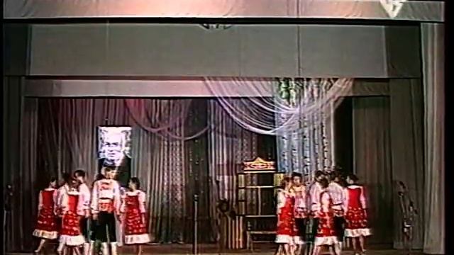 Молодёжный ансамбль танца "СИБИРЯНЕ". г. Новосибирск. http://viktor-schwindt.narod.ru/ смотреть онлайн