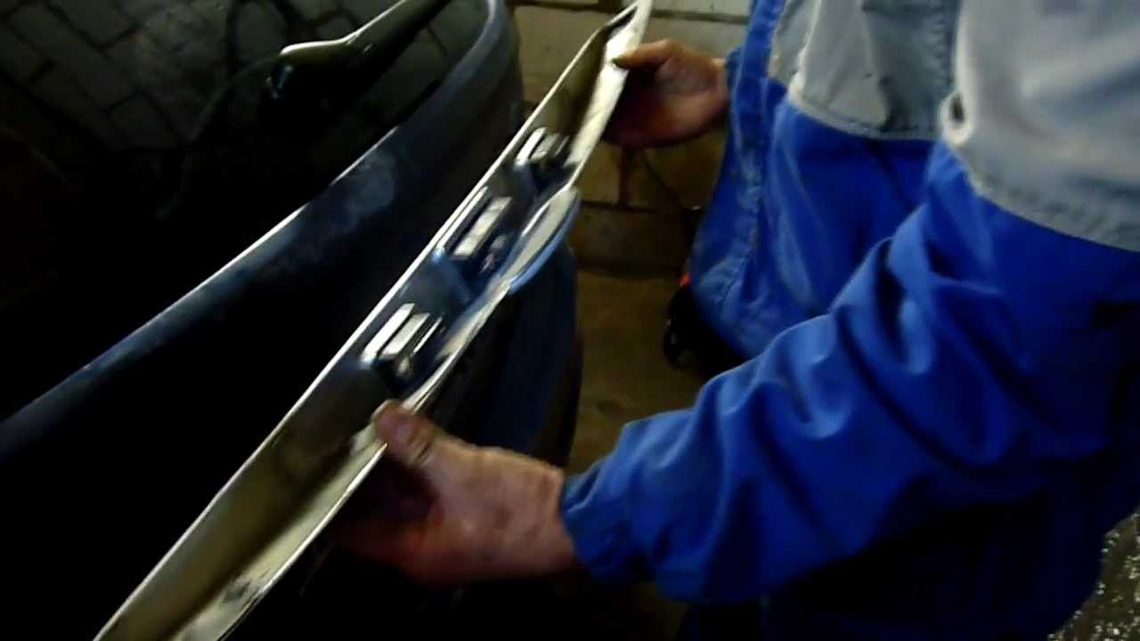 Замена накладки двери багажника смотреть онлайн