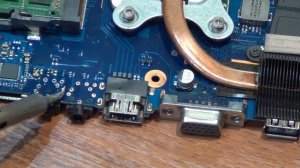 Ремонт разъема наушников 3,5 мм ноутбука. Samsung RV 520