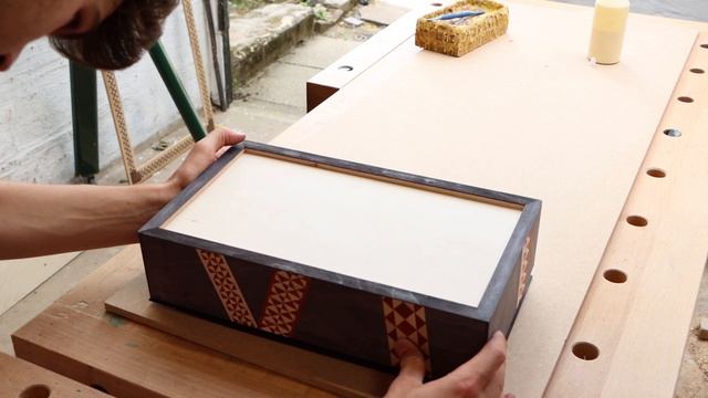 How To Inlay A Box! Interlocking Geometric Inlay Banding! смотреть онлайн
